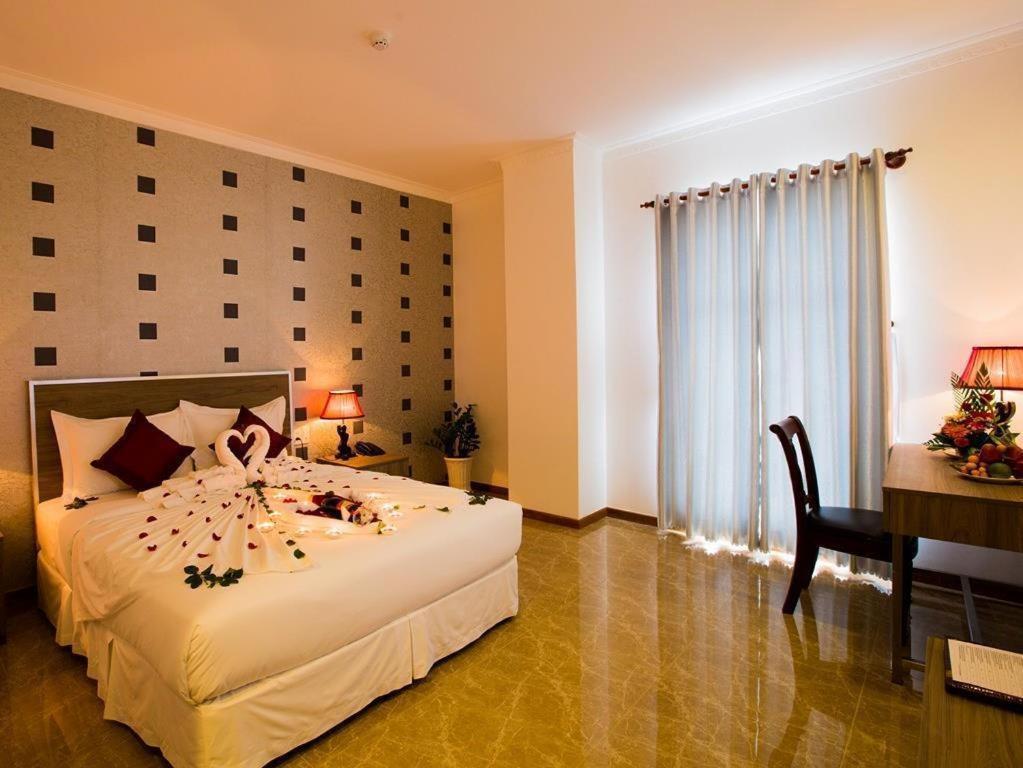 Den Long Do Hotel Nha Trang Extérieur photo