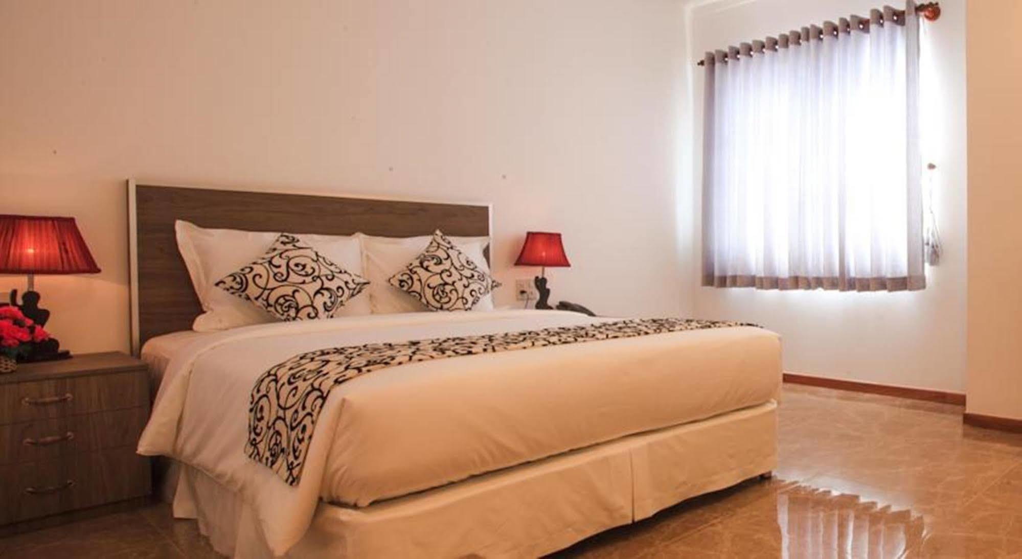 Den Long Do Hotel Nha Trang Extérieur photo